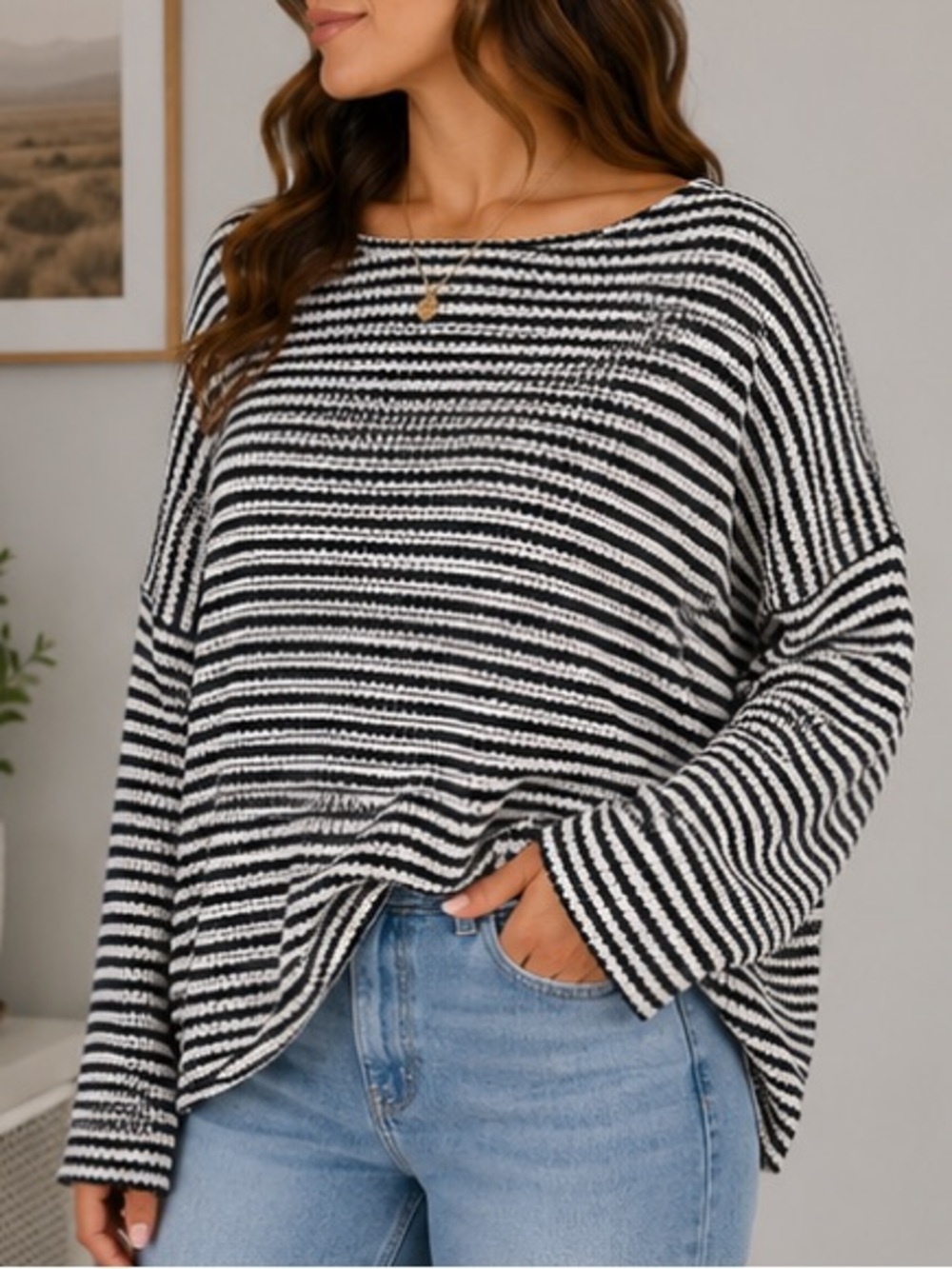 New Black and White Striped Long Sleeve Knit Top